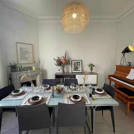 Maison Chic Familiale Avec Jardin Holiday home Gennevilliers