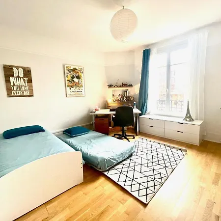 Maison Chic Familiale Avec Jardin Holiday home *